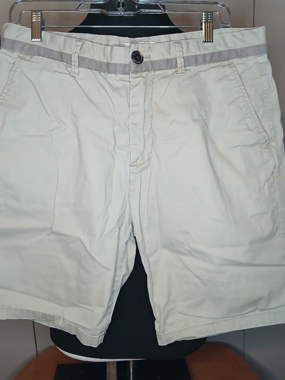 Esprit Men's Kakai 32 Relaxed Slim Shorts (0848G)